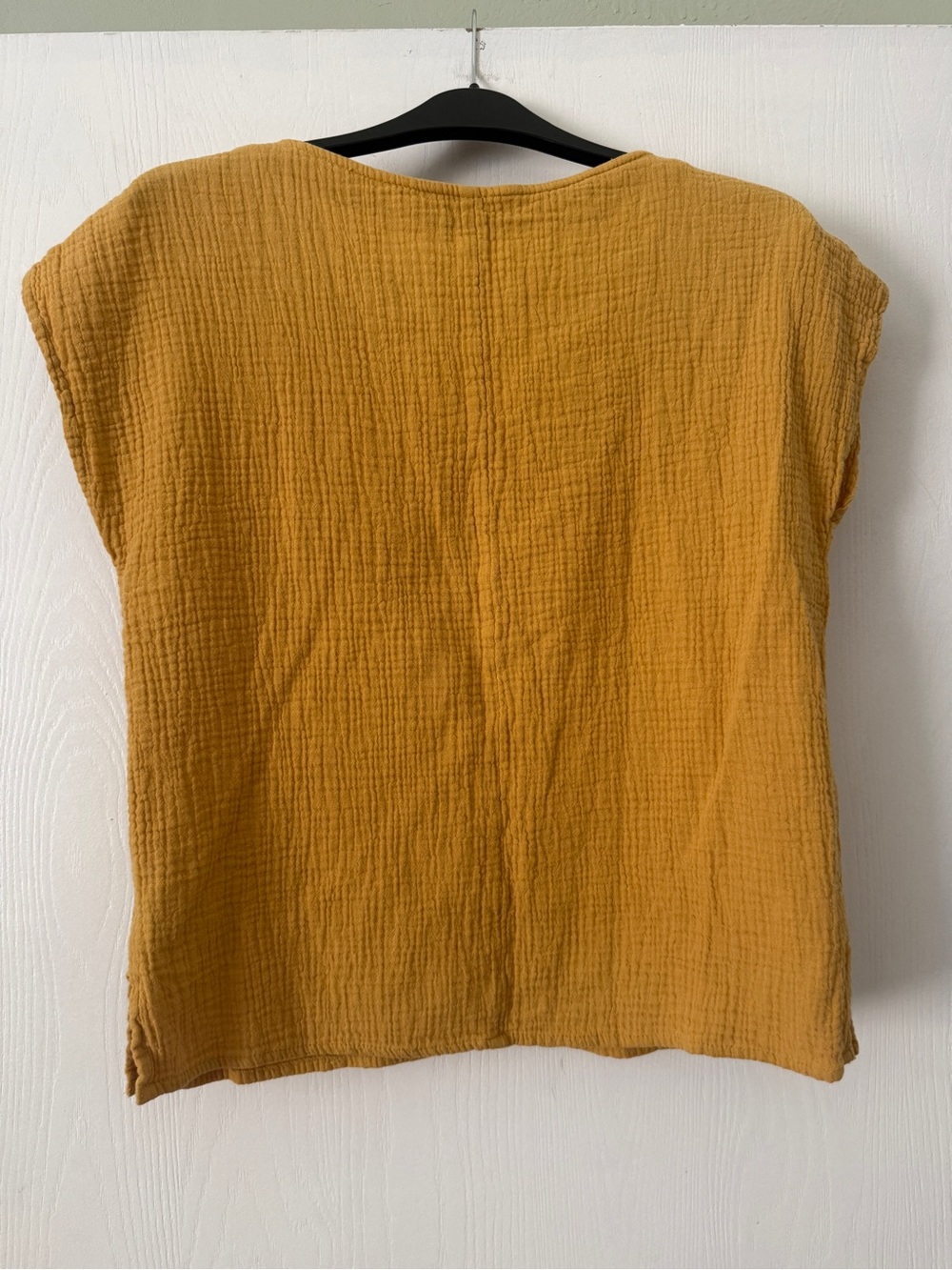 🌻5/$16🌻Mustard V-Neck Textured Women's Top - Picture 4 of 4